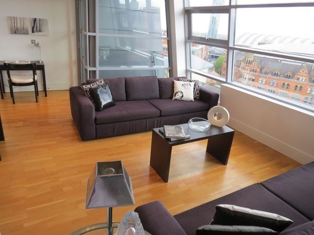  Image of 3 bedroom Apartment to rent in Whitworth Street West Manchester M1 at 41 Whitworth Street West  Manchester City, M1 5BD