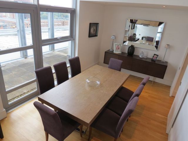  Image of 3 bedroom Apartment to rent in Whitworth Street West Manchester M1 at 41 Whitworth Street West  Manchester City, M1 5BD