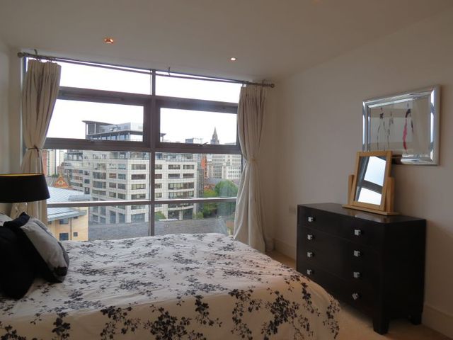  Image of 3 bedroom Apartment to rent in Whitworth Street West Manchester M1 at 41 Whitworth Street West  Manchester City, M1 5BD