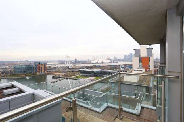  Image of 2 bedroom Apartment to rent in Western Gateway London E16 at Western Gateway  London, E16 1BQ