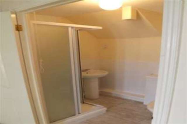  Image of 2 bedroom Flat to rent in Howard Road Chafford Hundred Grays RM16 at Grays, RM16 6DG