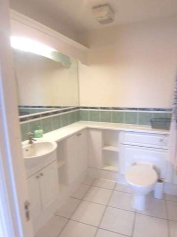  Image of 2 bedroom Apartment to rent in Princes Riverside Road London SE16 at Tudor Court Princess Riverside Road London, SE16 5RH