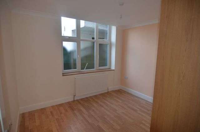  Image of 2 bedroom Flat to rent in Union Street High Barnet Barnet EN5 at Union Street  Barnet, EN5 4HY