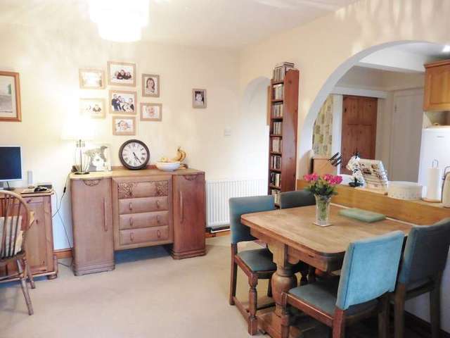  Image of 4 bedroom Semi-Detached house for sale in Orchard Lane Upper Heyford Bicester OX25 at Upper Heyford Bicester Oxfordshire, OX25 5LD