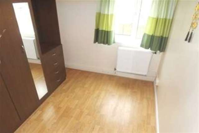  Image of 2 bedroom Flat to rent in Verdon Street Sheffield S3 at Sheffield, S3 9QR