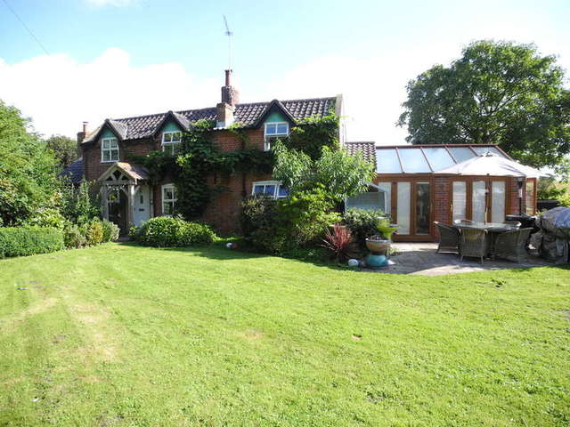 Image of 3 bedroom Cottage for sale in Low Road Thurlton Norwich NR14 at Thurlton Norwich Norfolk, NR14 6QD