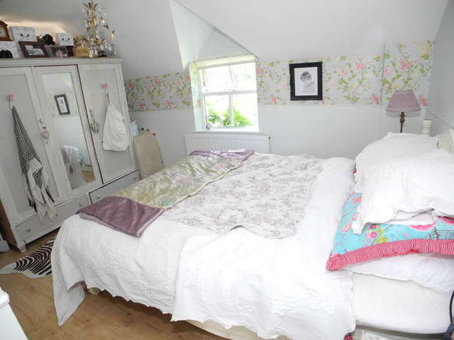 Image of 3 bedroom Cottage for sale in Low Road Thurlton Norwich NR14 at Thurlton Norwich Norfolk, NR14 6QD