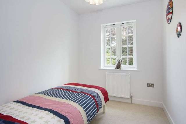  Image of 4 bedroom Detached house for sale in The Street Woodnesborough Sandwich CT13 at Woodnesborough, CT13 0NQ