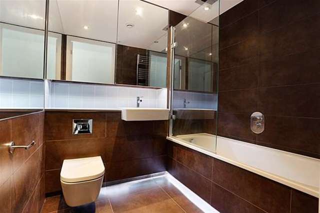 Image of 2 bedroom Flat to rent in Porlock Street London SE1 at London Bridge, SE1 3RY