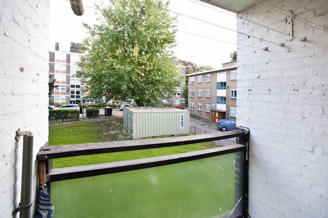  Image of 2 bedroom Flat to rent in Wainford Close London SW19 at Wainford Close  Southfields, SW19 6BH