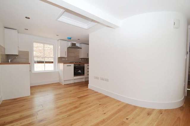  Image of 1 bedroom Flat to rent in Mill Lane Wareham BH20 at Wareham, BH20 4QX