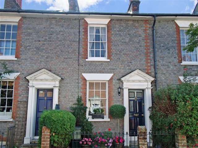  Image of 3 bedroom Terraced house for sale in Washington Street Chichester PO19 at Chichester West Sussex Chichester, PO19 3BN