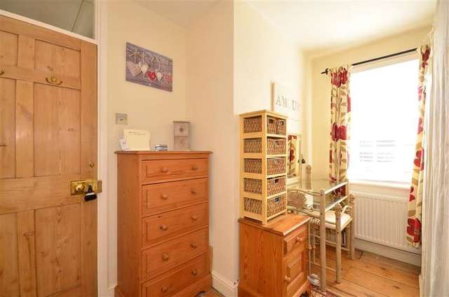 Image of 3 bedroom Terraced house for sale in Washington Street Chichester PO19 at Chichester West Sussex Chichester, PO19 3BN
