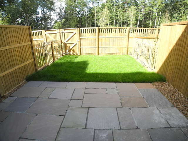  Image of 2 bedroom Terraced house to rent in Waterside Drive Ditchingham Bungay NR35 at Ditchingham Bungay Suffolk, NR35 2SH
