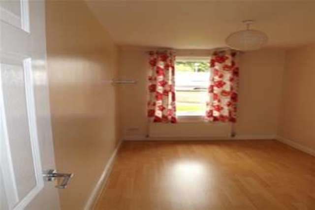  Image of 2 bedroom Flat to rent in Weavers Gate Paisley PA1 at Paisley, PA1 2TB