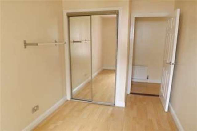  Image of 2 bedroom Flat to rent in Weavers Gate Paisley PA1 at Paisley, PA1 2TB