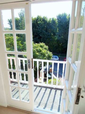  Image of 2 bedroom Maisonette for sale in West Drive Brighton BN2 at Brighton Kemp Town, BN2 0QU