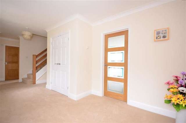  Image of 4 bedroom Bungalow for sale in West Hill Close Worthing BN13 at High Salvington Worthing Worthing, BN13 3SE