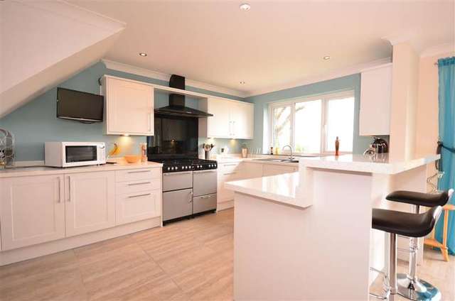 Image of 4 bedroom Bungalow for sale in West Hill Close Worthing BN13 at High Salvington Worthing Worthing, BN13 3SE