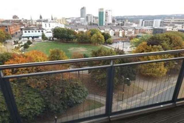  Image of 2 bedroom Flat to rent in Fitzwilliam Street Sheffield S1 at Sheffield, S1 4JQ