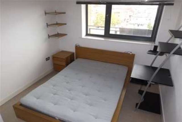  Image of 2 bedroom Flat to rent in Fitzwilliam Street Sheffield S1 at Sheffield, S1 4JQ