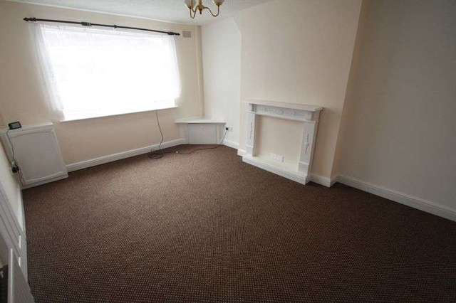  Image of 3 bedroom Semi-Detached house to rent in Willenhall Street Darlaston Wednesbury WS10 at Willenhall Street  Wednesbury, WS10 8HW