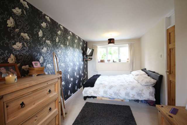  Image of 3 bedroom Detached house for sale in Wroxham Bracknell RG12 at Wroxham  Bracknell, RG12 8QR