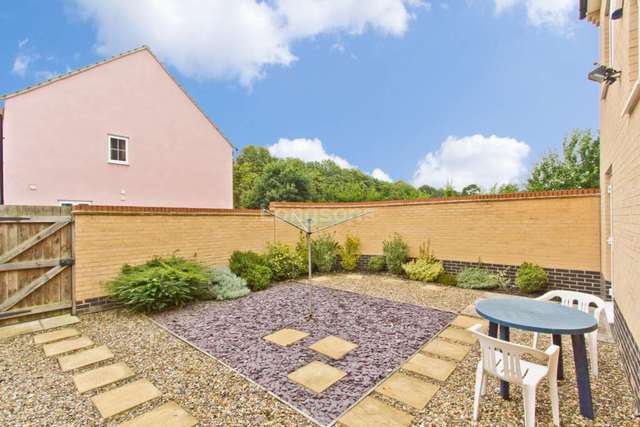  Image of 5 bedroom Detached house for sale in York Close Carbrooke Thetford IP25 at York Close Carbrooke Thetford, IP25 6GT