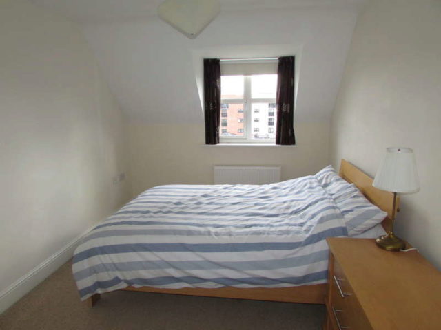 2 Bedroom Flat For Sale In Freshwater View Northwich Cw8