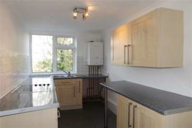 1 Bedroom Flat To Rent In Kinnaird Crescent Plymouth Pl6