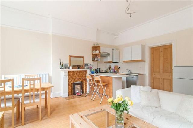  Image of 2 bedroom Flat to rent in Cleveland Street London W1T at Cleveland Street, Fitzrovia, W1T