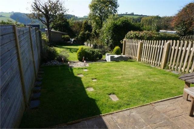  Image of 3 bedroom Cottage for sale in Lodge Hill Liskeard PL14 at Lodge Hill, Liskeard, Cornwall