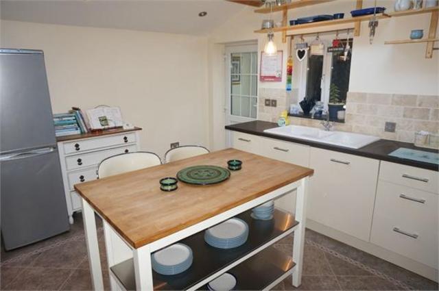  Image of 3 bedroom Cottage for sale in Lodge Hill Liskeard PL14 at Lodge Hill, Liskeard, Cornwall