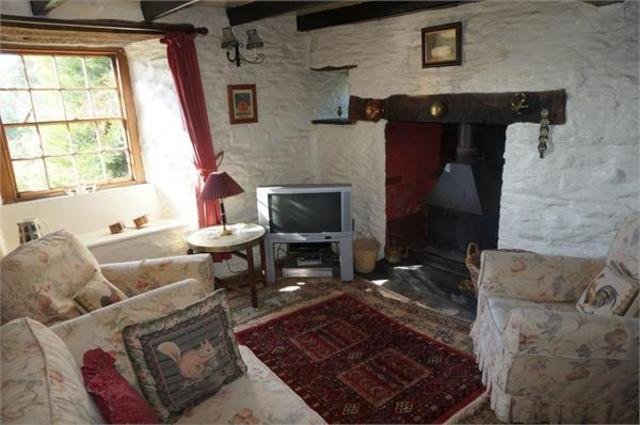  Image of 2 bedroom Cottage for sale in Duloe Liskeard PL14 at Trefanny Hill, Duloe, Cornwall