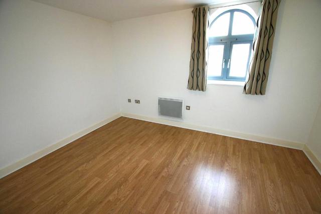  Image of 1 bedroom Flat to rent in Wolverhampton Street Walsall WS2 at 71 Wolverhampton Street, Walsall