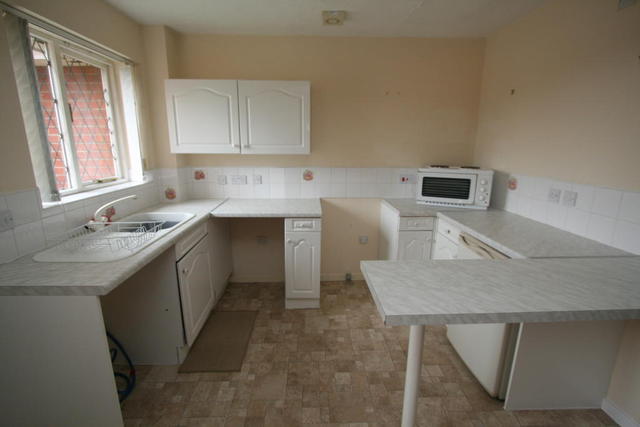 Image of 1 bedroom Maisonette for sale in Signal Grove Bloxwich Walsall WS3 at Signal Grove, Walsall
