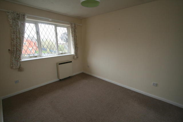  Image of 1 bedroom Maisonette for sale in Signal Grove Bloxwich Walsall WS3 at Signal Grove, Walsall