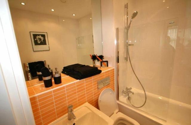  Image of 2 bedroom Flat for sale in Newhall Street Birmingham B3 at 101 Newhall Street, Birmingham