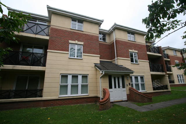  Image of 2 bedroom Flat for sale in Elbow Street Cradley Heath B64 at Elbow Street, Cradley Heath