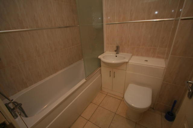  Image of 2 bedroom Flat for sale in Caldmore Road Walsall WS1 at Caldmore Road, Walsall