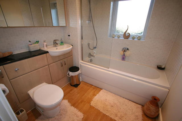  Image of 2 bedroom Flat for sale in Stone Street Oldbury B69 at Stone Street, Oldbury