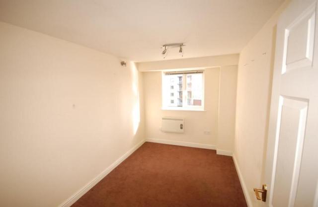  Image of 2 bedroom Flat to rent in Waterfront Way Walsall WS2 at Waterfront Way, Walsall