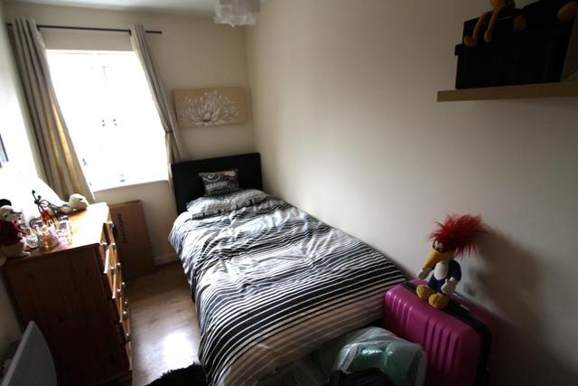  Image of 2 bedroom Flat to rent in Squires Grove Willenhall WV12 at Squires Grove, Willenhall