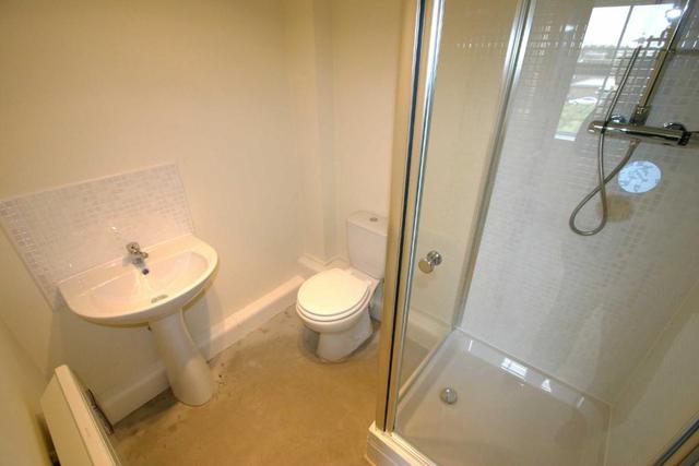  Image of 2 bedroom Flat to rent in Broadwell Road Oldbury B69 at Broadwell Road, Oldbury