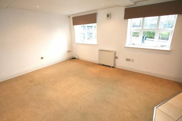  Image of 2 bedroom Flat to rent in Cecil Street Walsall WS4 at Cecil Street, Walsall
