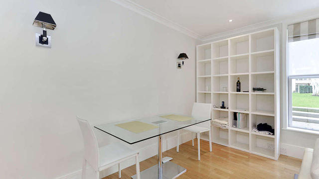  Image of 2 bedroom Flat to rent in Kings Road London SW10 at King