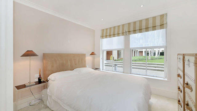  Image of 2 bedroom Flat to rent in Kings Road London SW10 at King