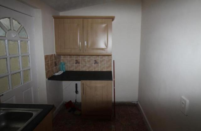  Image of 2 bedroom Semi-Detached house to rent in Lilac Avenue Walsall WS5 at Lilac Avenue, Walsall, WS5
