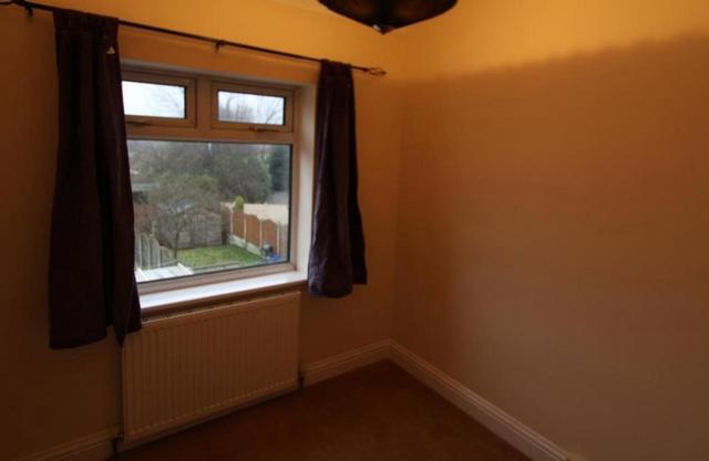  Image of 2 bedroom Semi-Detached house to rent in Lilac Avenue Walsall WS5 at Lilac Avenue, Walsall, WS5