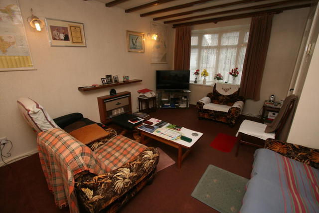  Image of 3 bedroom Detached house for sale in Blackbrook Way Wolverhampton WV10 at Blackbrook Way, Wolverhampton